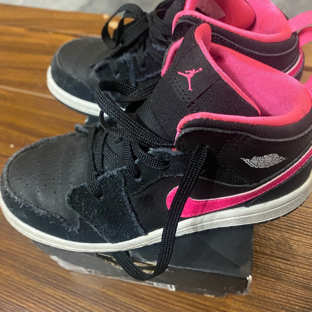 Jordan Kids' High-Top Sneakers in Black and Hot Pink
